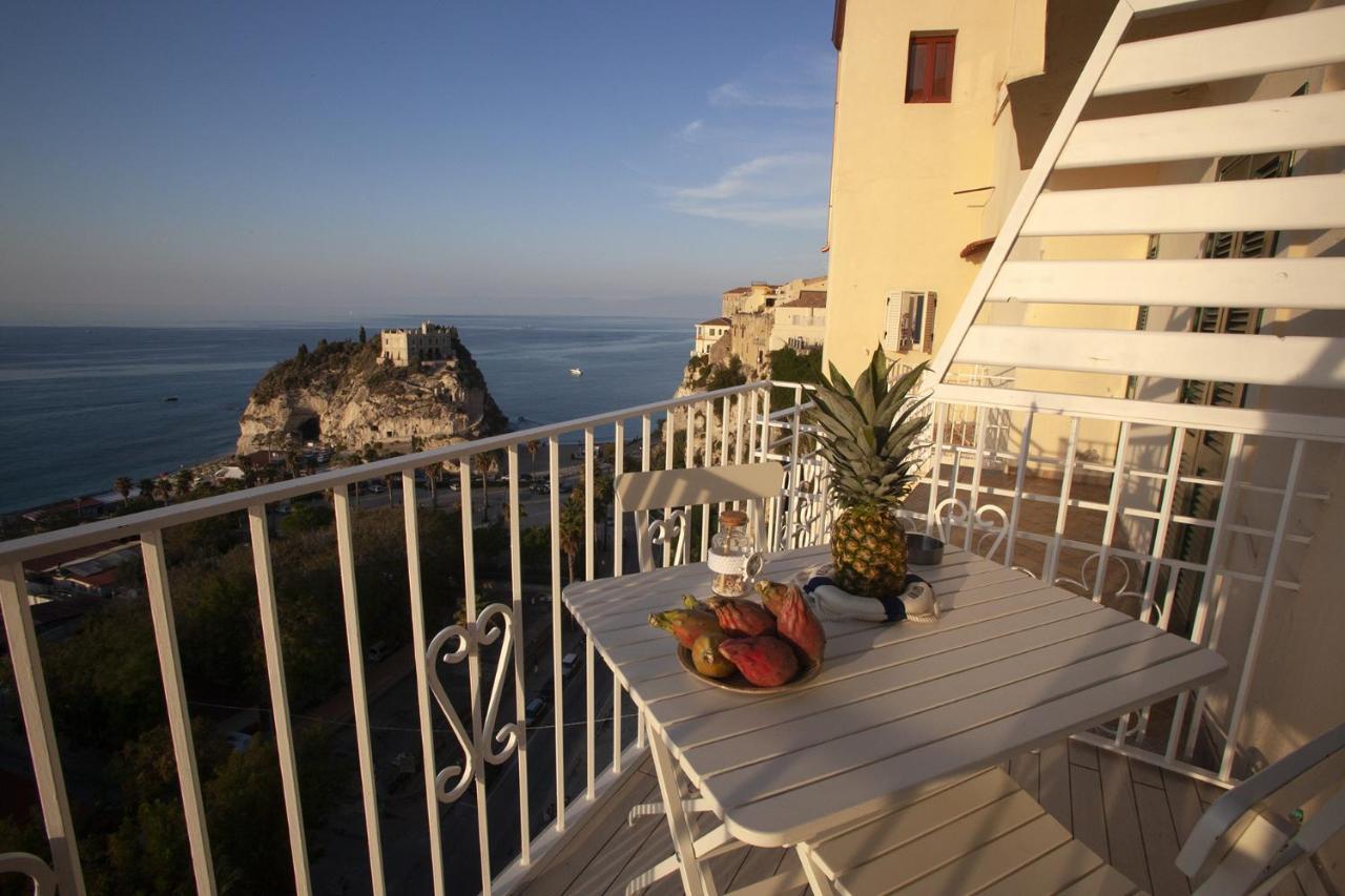 Le Tolde Del Corallone Aparthotel Tropea Exterior photo