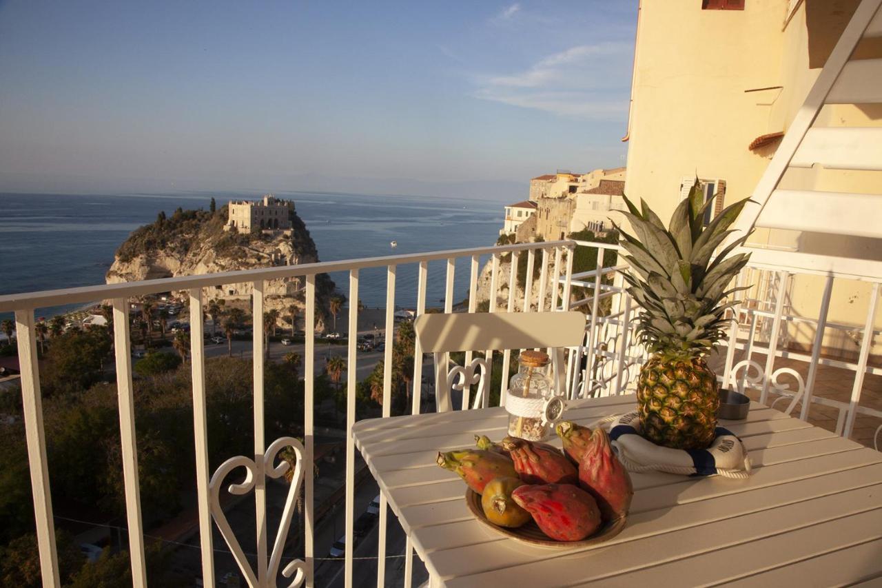 Le Tolde Del Corallone Aparthotel Tropea Exterior photo